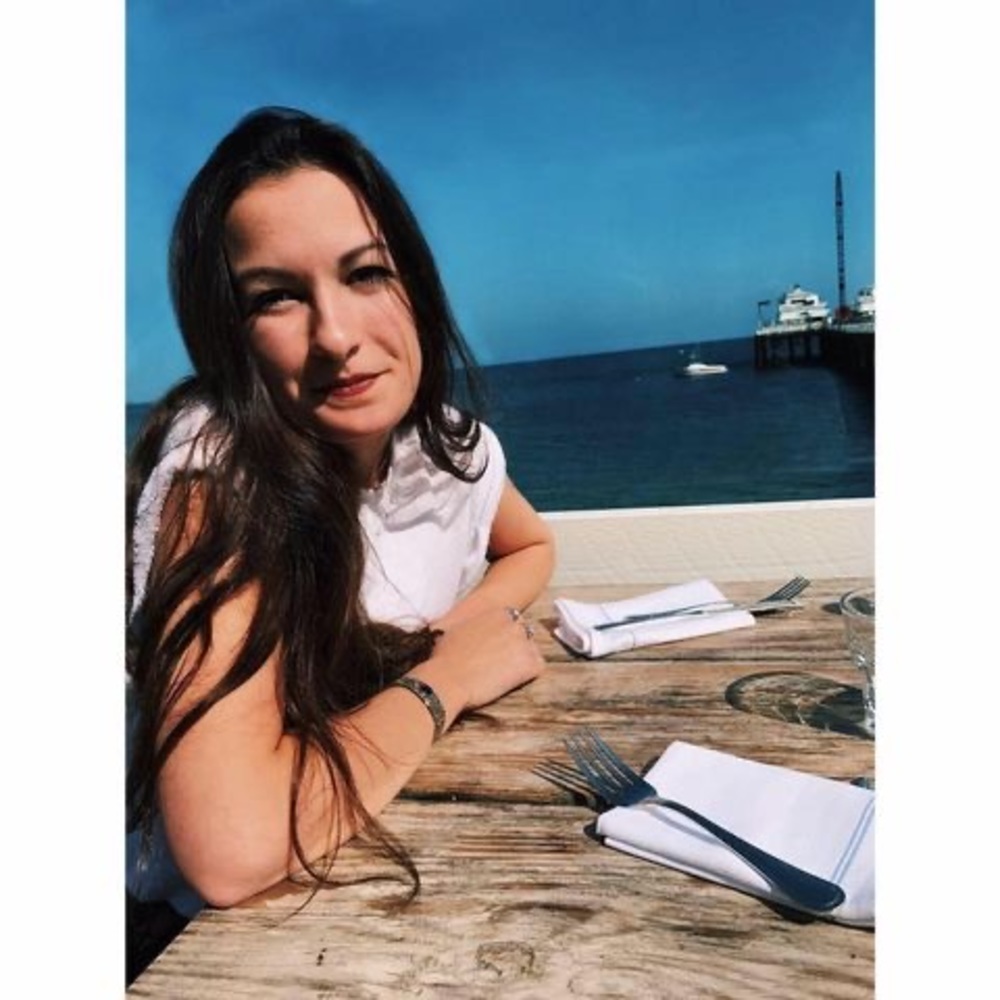Meet your Posher, Natalie